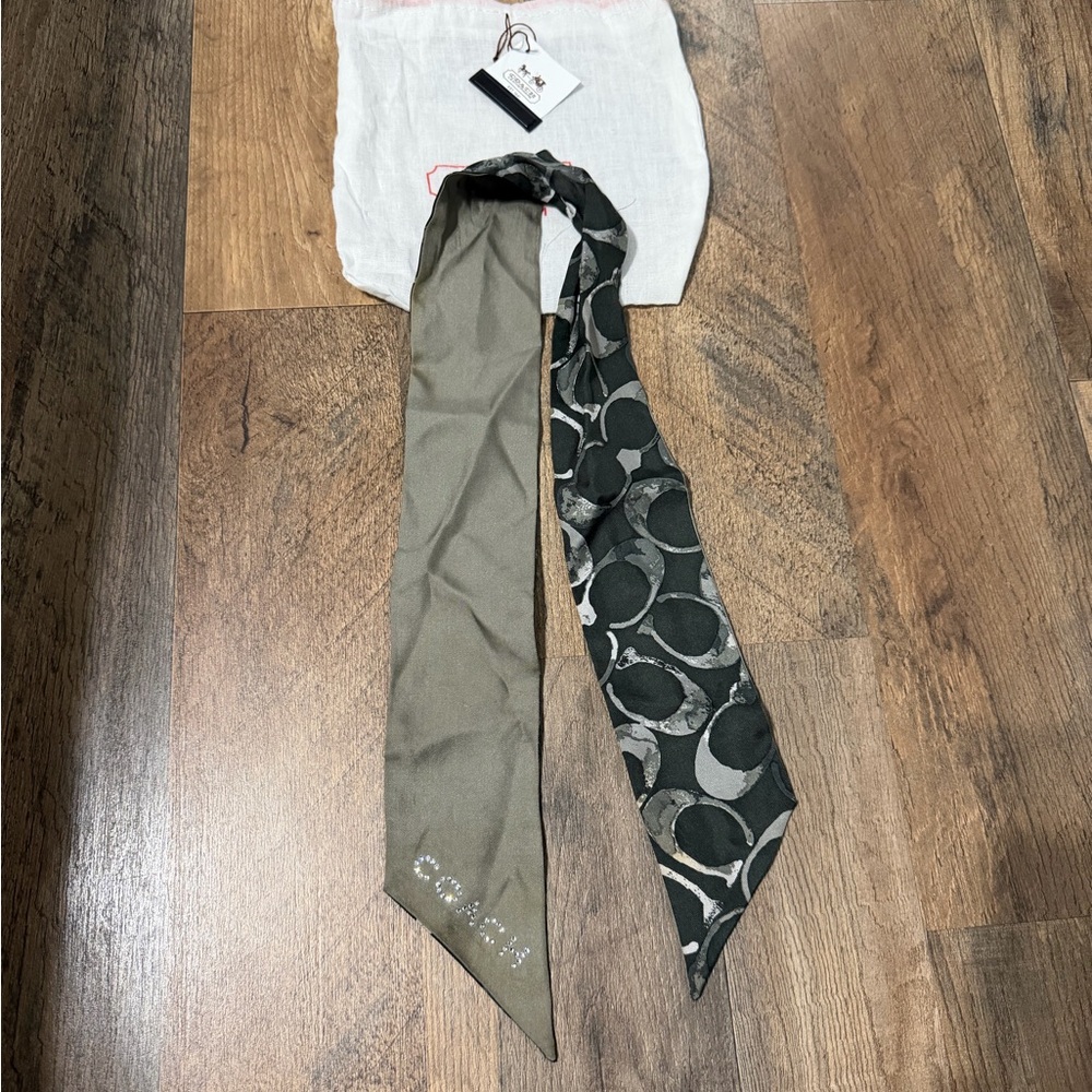 Coach Reversible Gray and Black Patterned Scarf - Twilly 100% Silk